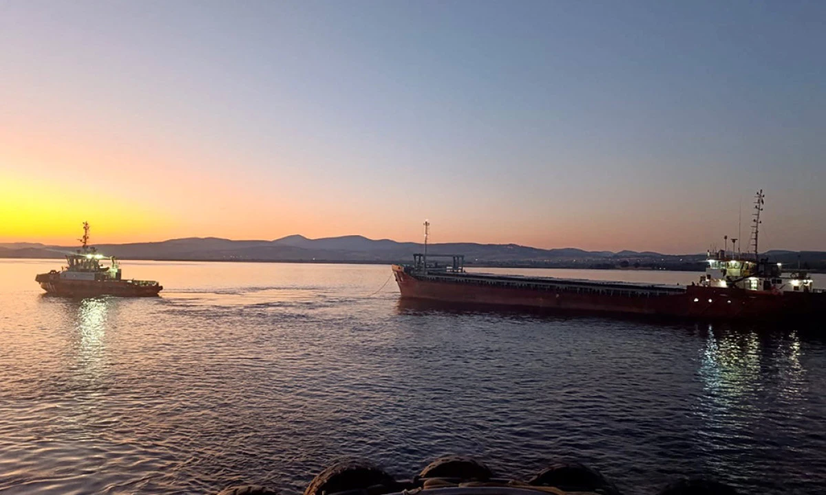 Çanakkale Boğazı’ndan geçen genel kargo gemisi makine arızası yaptı