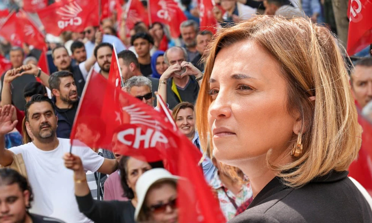 CHP MANİSA'DA İSTİFA KARARI