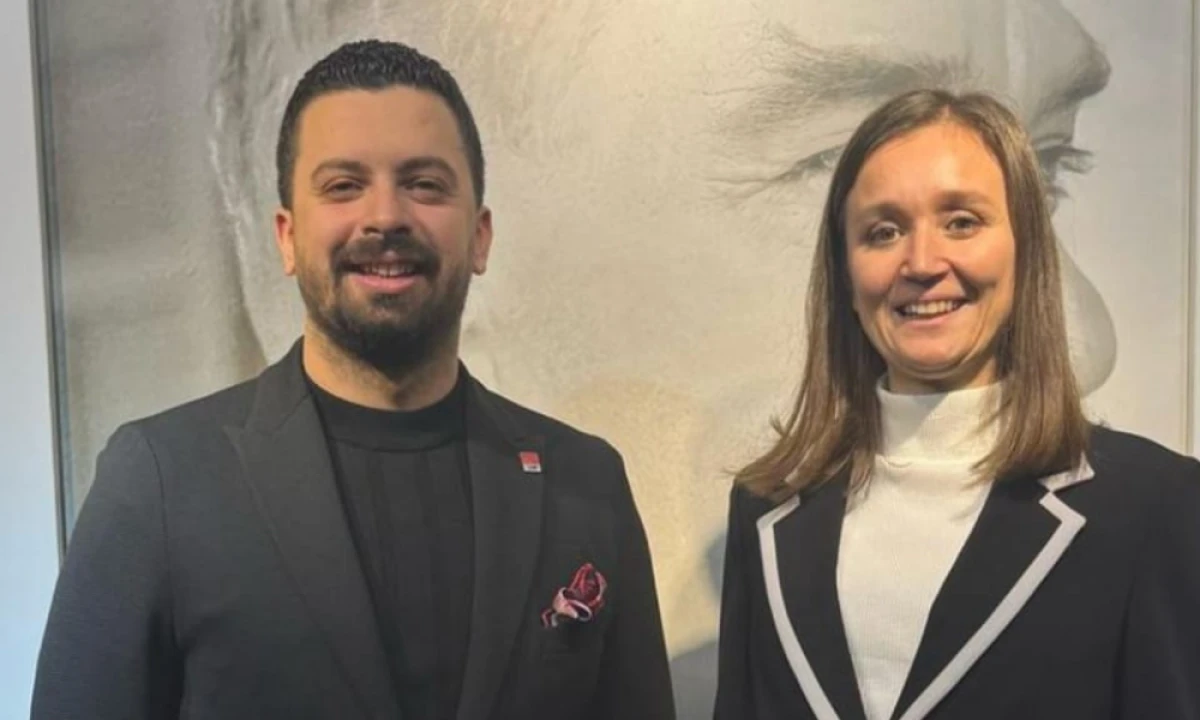 CHP ŞEHZADELER İLÇE BAŞKANI ÖZKÖSEMEN: ''GÜLŞAH BAŞKANIMIZIN YANINDAYIZ''