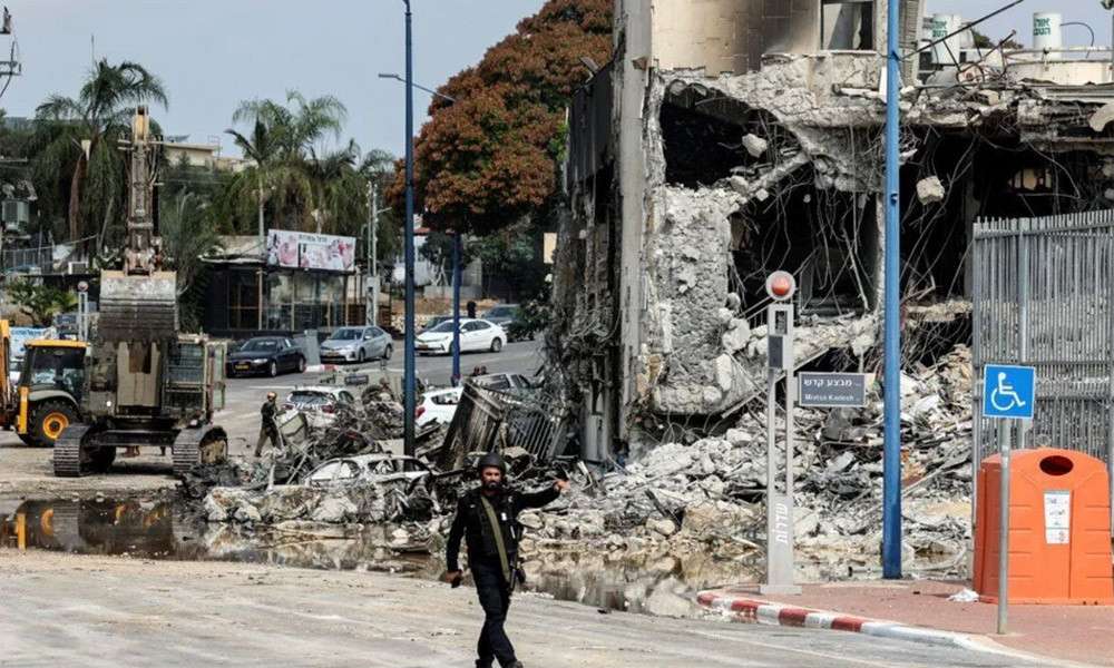 GAZZE'DEKİ ÇATIŞMALAR SİVİLLERİ VURUYOR