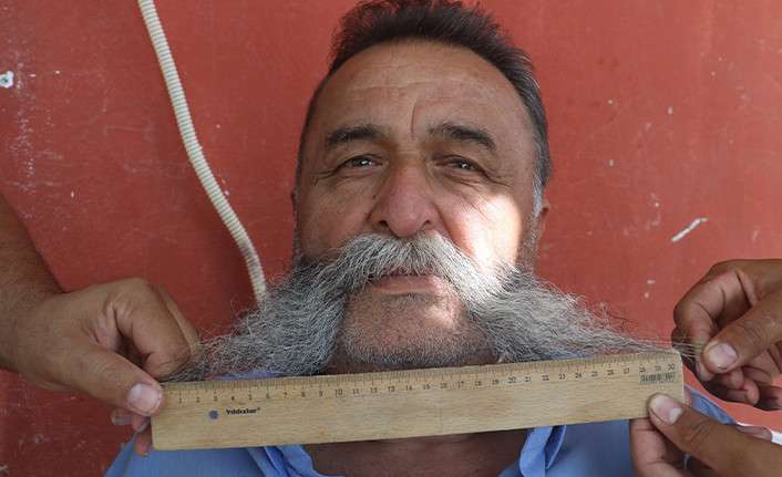 GÖREN GÖZLERİNE İNANAMIYOR! BIYIĞIYLA HERKESİN İLGİ ODAĞI OLDU