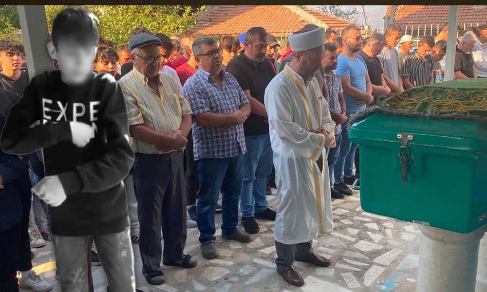 İNŞAATTAN D&Uuml;ŞEREK YAŞAMINI YİTİREN &Ccedil;OCUK TOPRAĞA VERİLDİ 