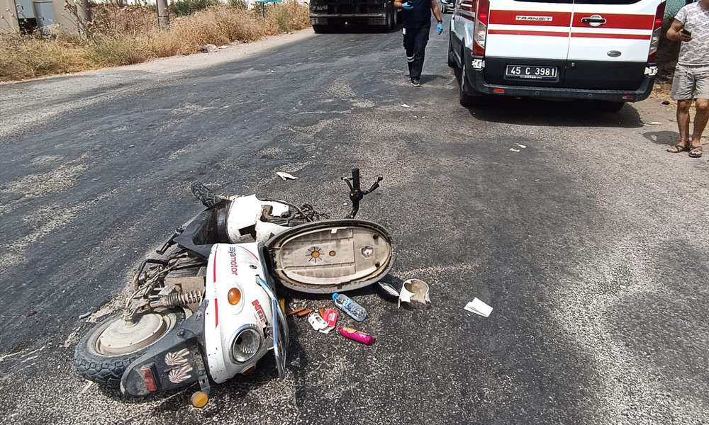 Kamyonla elektrikli bisiklet &ccedil;arpıştı: 1 yaralı 