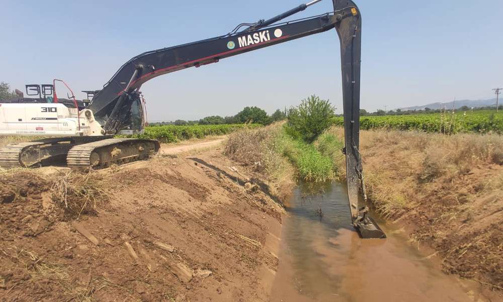 Karak&ouml;y&rsquo;de dere temizlik &ccedil;alışması