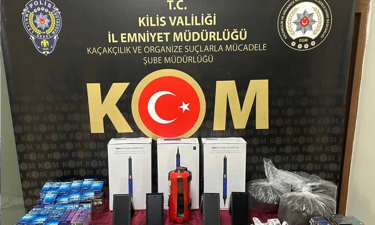 Kilis’te Çok Sayıda Kaçak Malzeme Ele Geçirildi: 3 Gözaltı