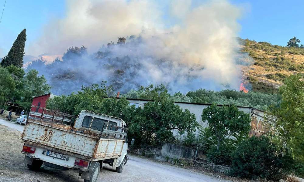 Kırkağa&ccedil;&rsquo;ta orman yangını