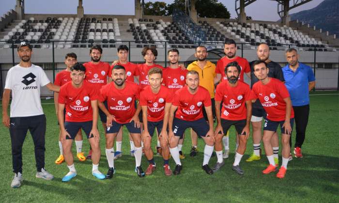 Manisa Başakşehir Kul&uuml;b&uuml; sahaya indi 