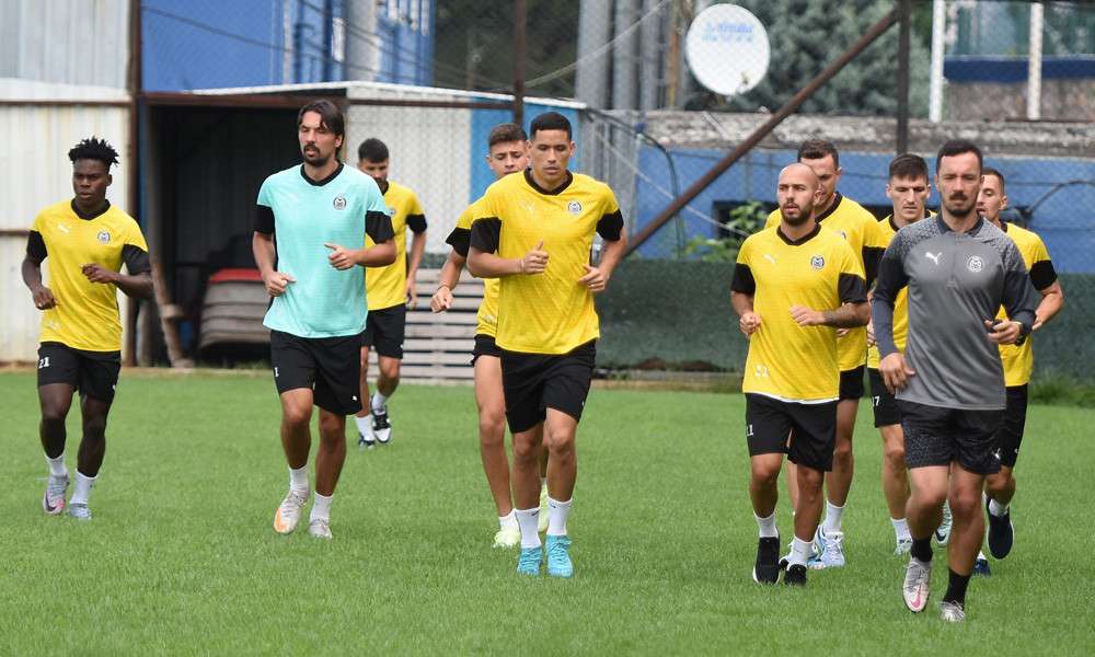 Manisa FK rejenerasyon antrenmanı ile yorgunluğunu attı