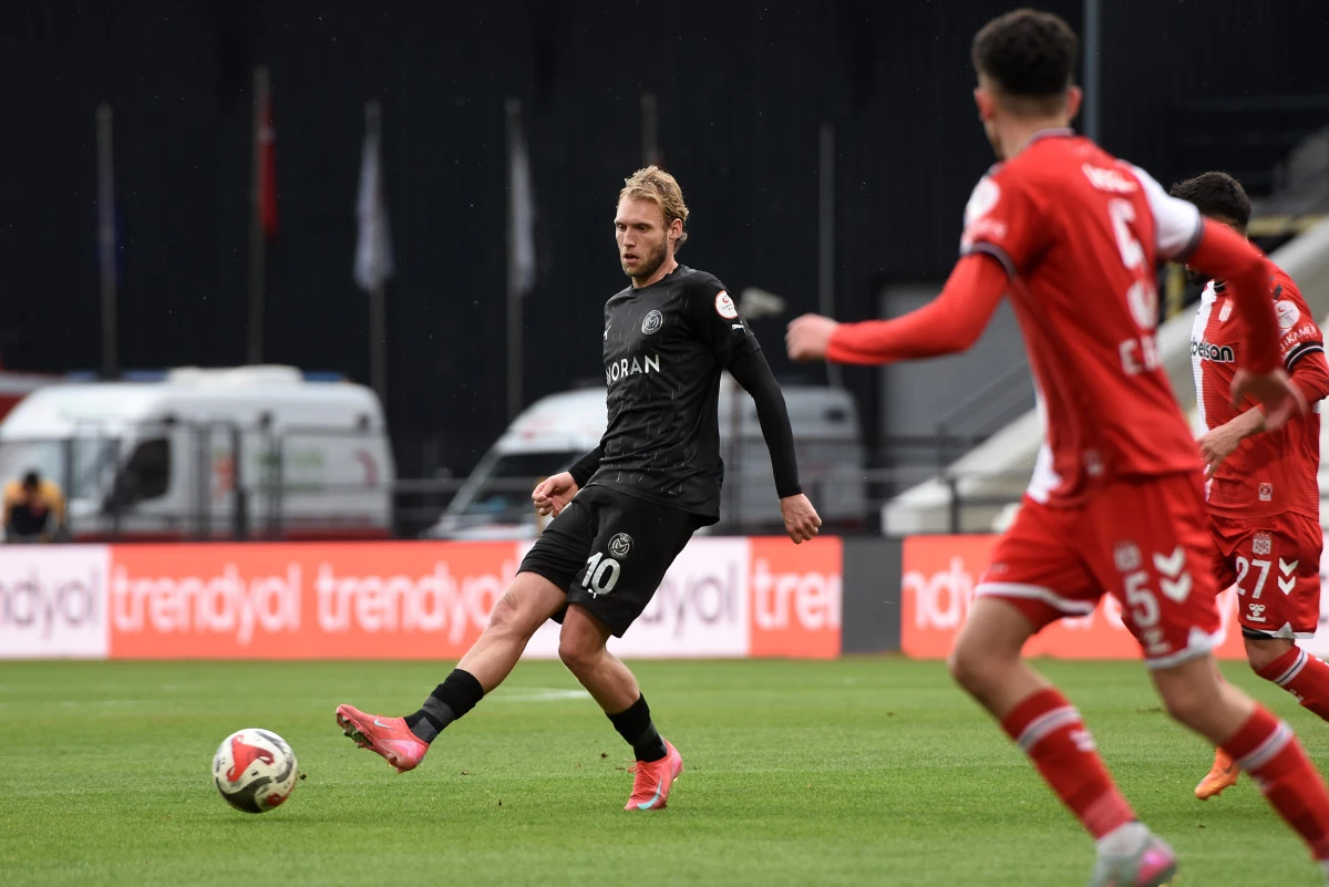 MANİSA FK SİVASSPOR'A DİŞ GE&Ccedil;İREMEDİ