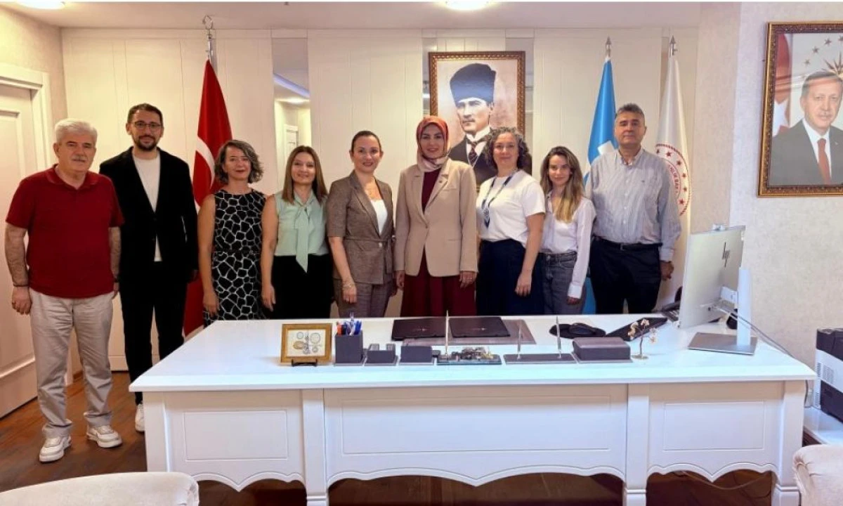 Manisa&rsquo;da 20 kişiye eczacılık sekt&ouml;r&uuml;nde iş kapısı a&ccedil;ılıyor