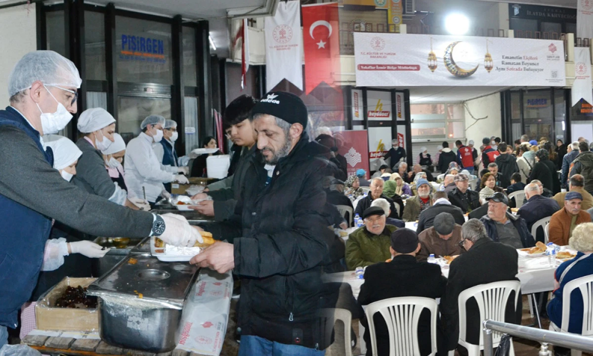 MANİSA’DA HER GÜN 500 KİŞİLİK VAKIF İFTARI