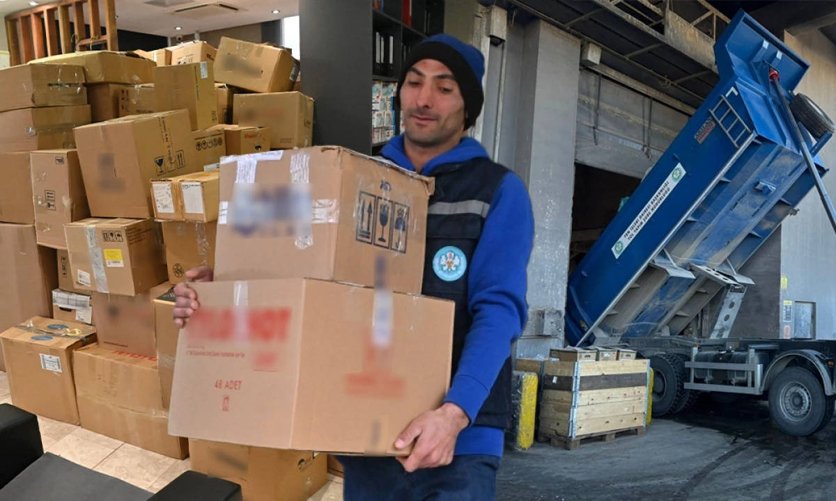 MANİSA&rsquo;DA TONLARCA ATIK İLA&Ccedil; BERTARAF EDİLDİ