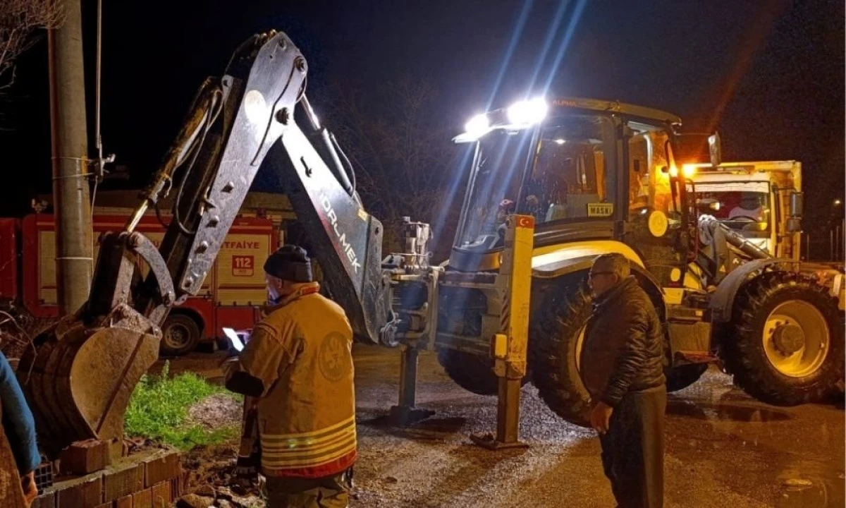 MANİSA&rsquo;DA YAĞIŞ ALARMI: 1000 PERSONEL SAHAYA İNDİ