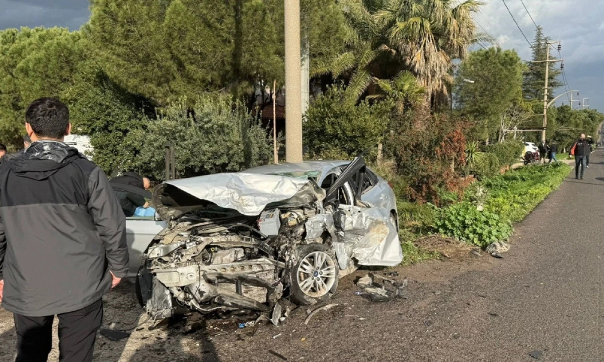 MANİSA'DA ZİNCİRLEME KAZA: &Ouml;L&Uuml; VE YARALILAR VAR