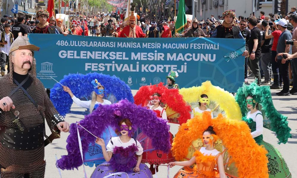 MESİR FESTİVALİ'NDE KORTEJ HEYECANI