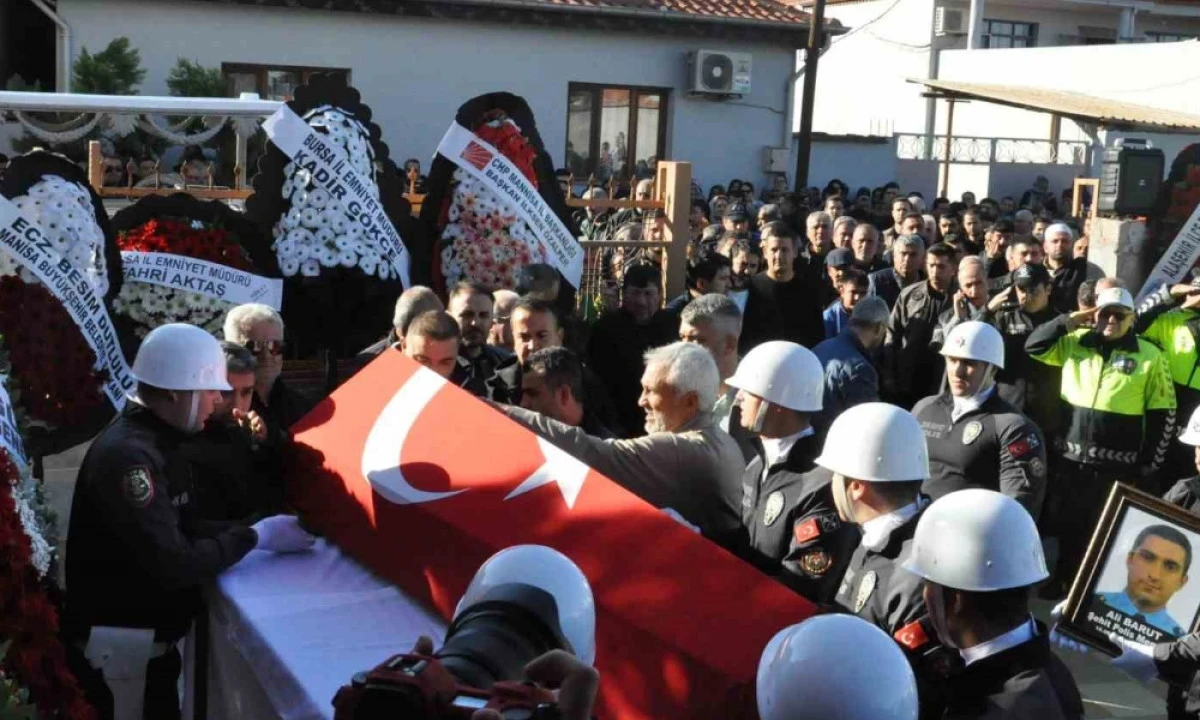 ŞEHİT POLİS ALİ BARUT SON YOLCULUĞUNA UĞURLANDI