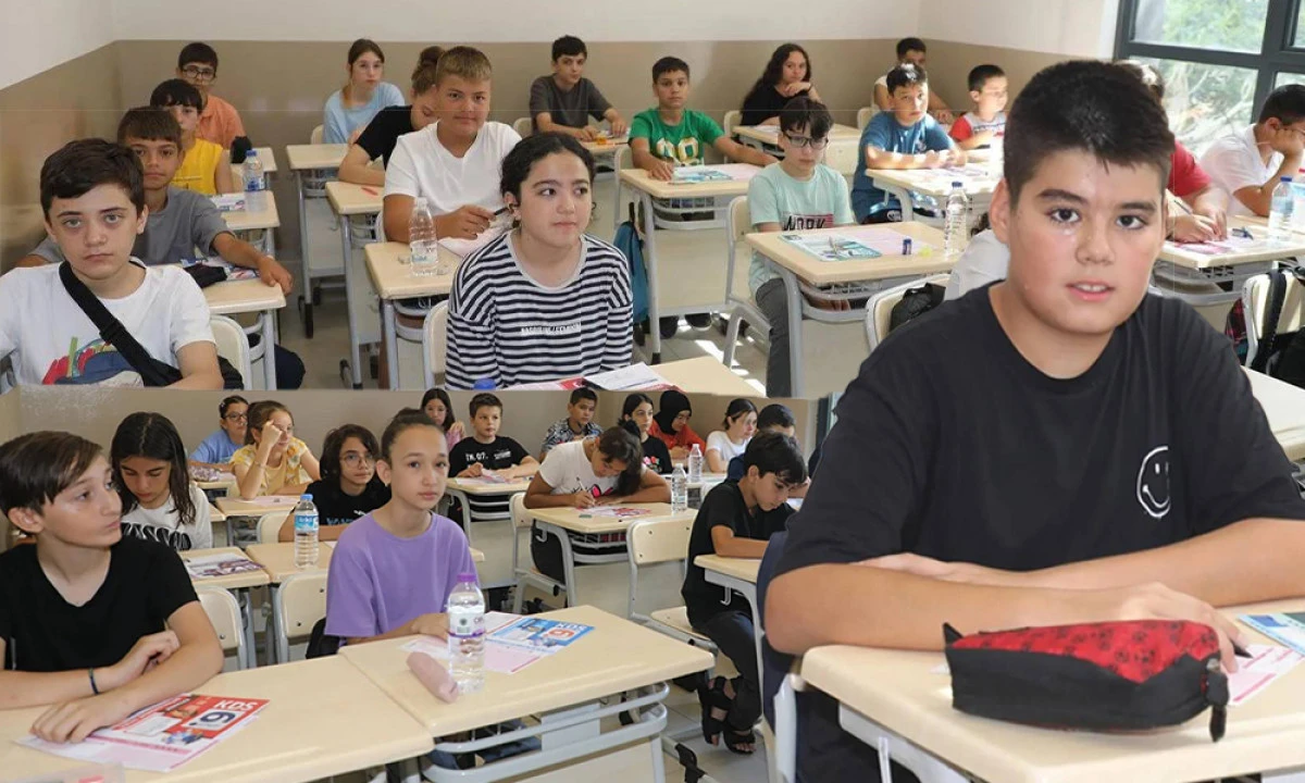 ŞEHZADELER&rsquo;DE YABANCI DİL SEFERBERLİĞİ