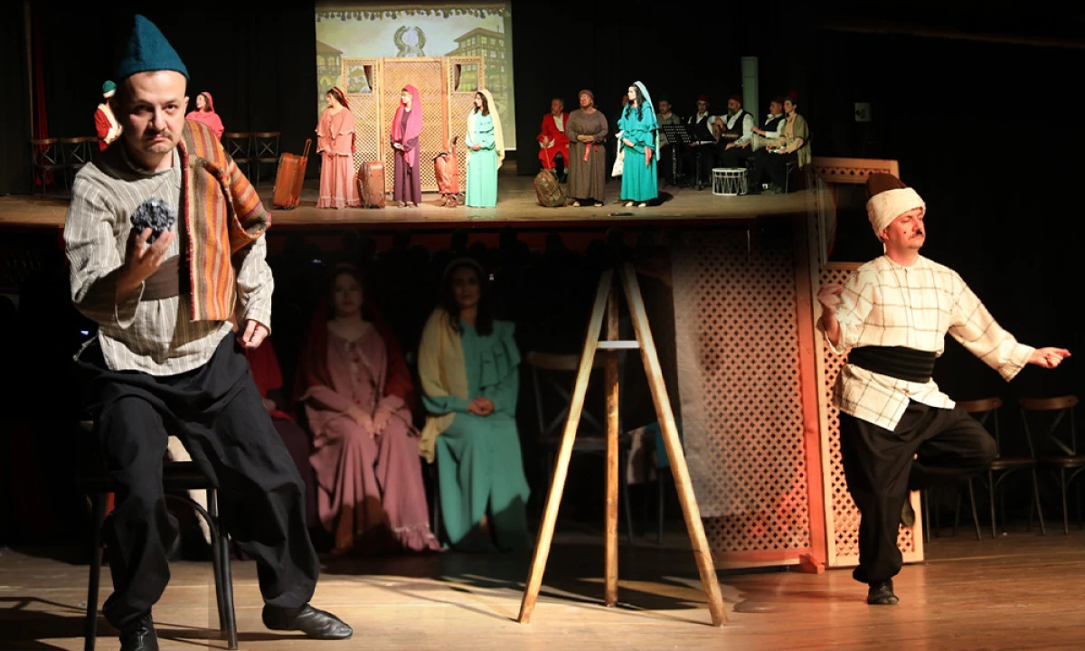 TİYATROSEVERLERE UNUTULMAZ G&Ouml;STERİ