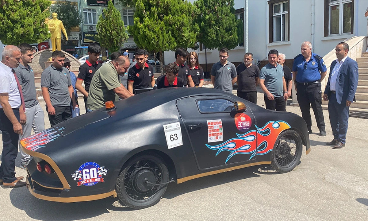 Tokatlı Gençler Elektrikli Araç Yarışlarında Türkiye Birincisi Oldu