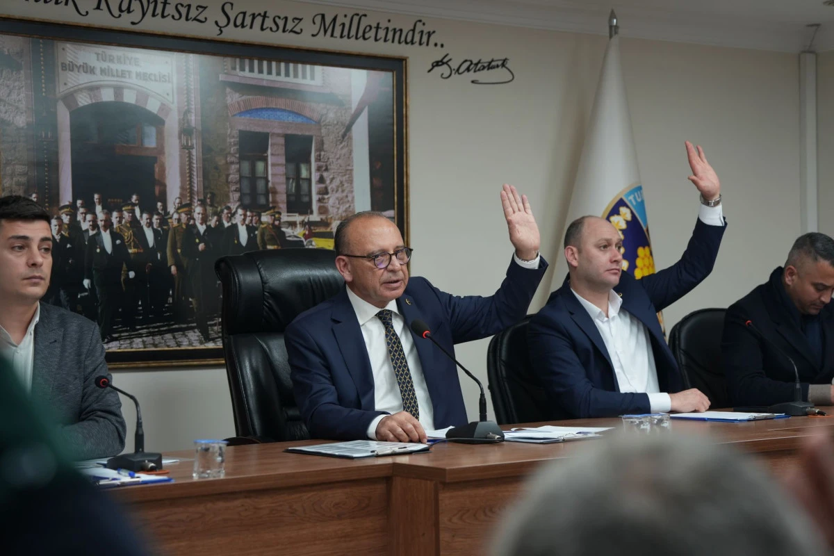 Turgutlu Meclisinde 8 Madde G&ouml;r&uuml;ş&uuml;lecek