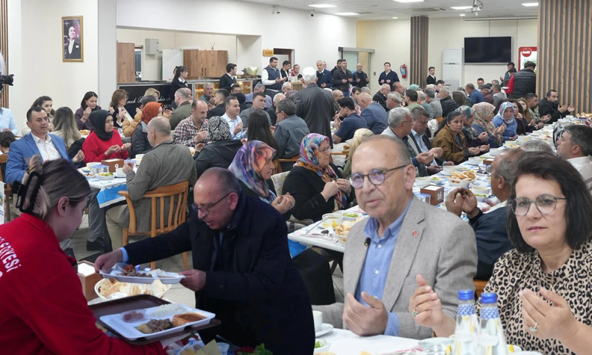 TURGUTLU&rsquo;DA D&Ouml;RT G&Uuml;NL&Uuml;K İFTAR SERİSİ