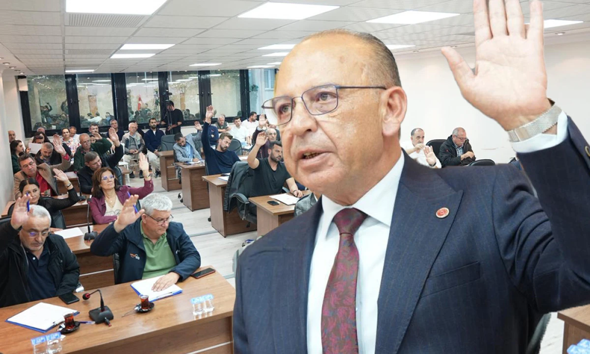 TURGUTLU'DAN MİMARLARA JEST