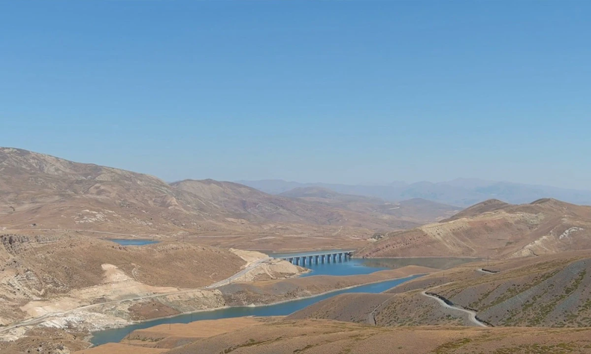 Turnaçayırı Barajı Sulamasıyla Erzincanlı Çiftçinin Yüzü Gülecek