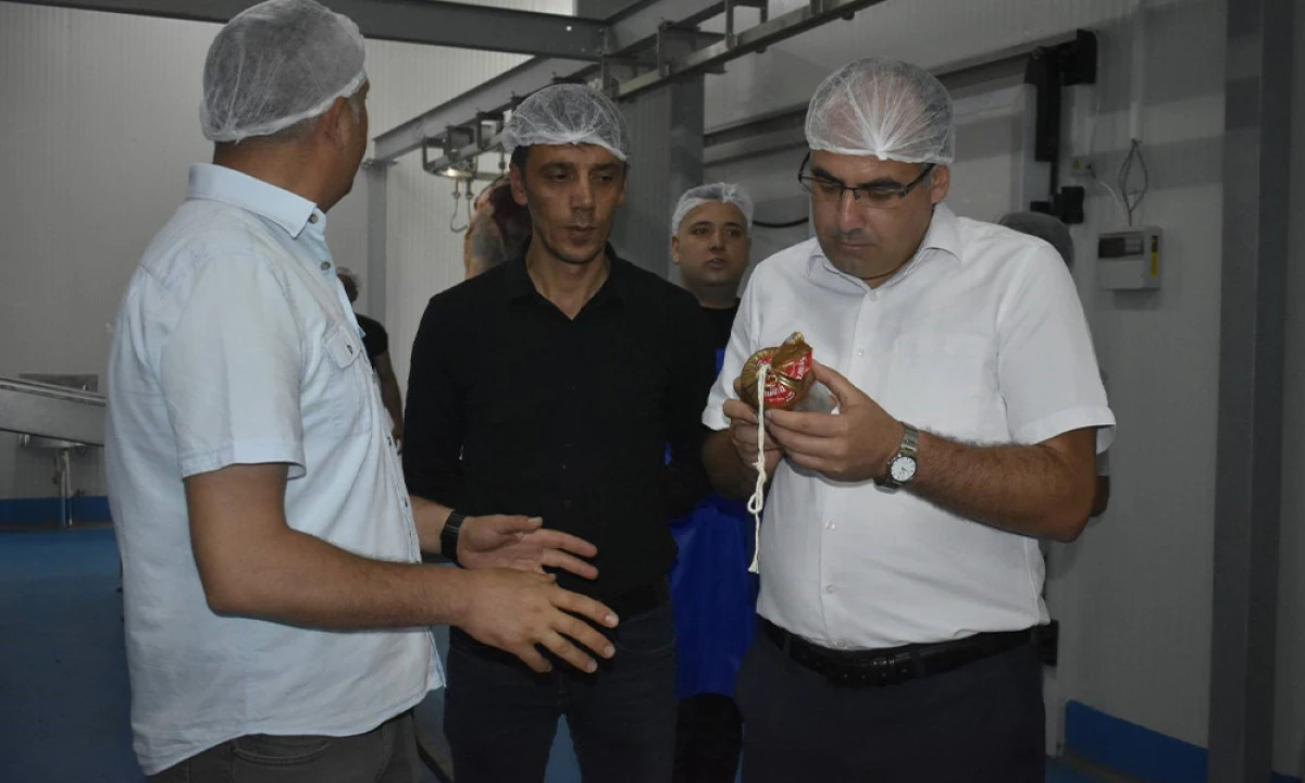 Turşu fabrikası ve et entegre tesisi denetlendi