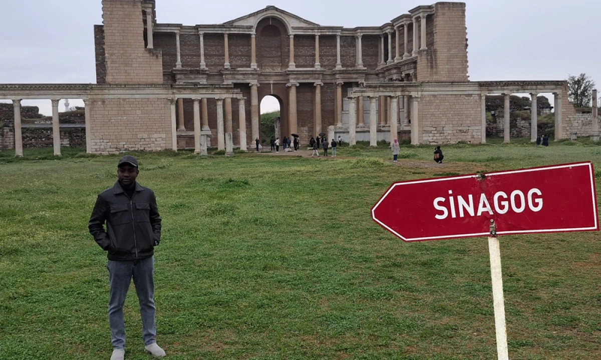 ULUSLARARASI &Ouml;ĞRENCİLER MANİSA&rsquo;NIN TARİHİNİ TANIYOR