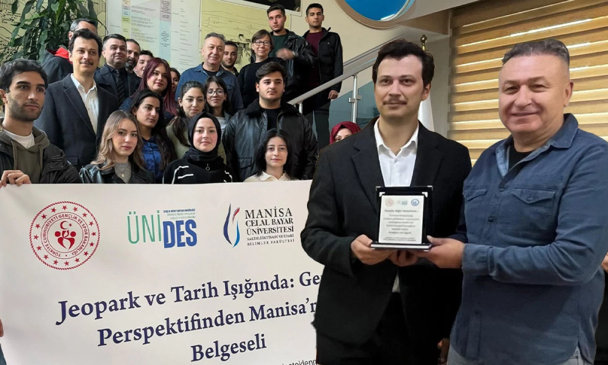 ÜNİVERSİTE ÖĞRENCİLERİNE UYGULAMALI EĞİTİM