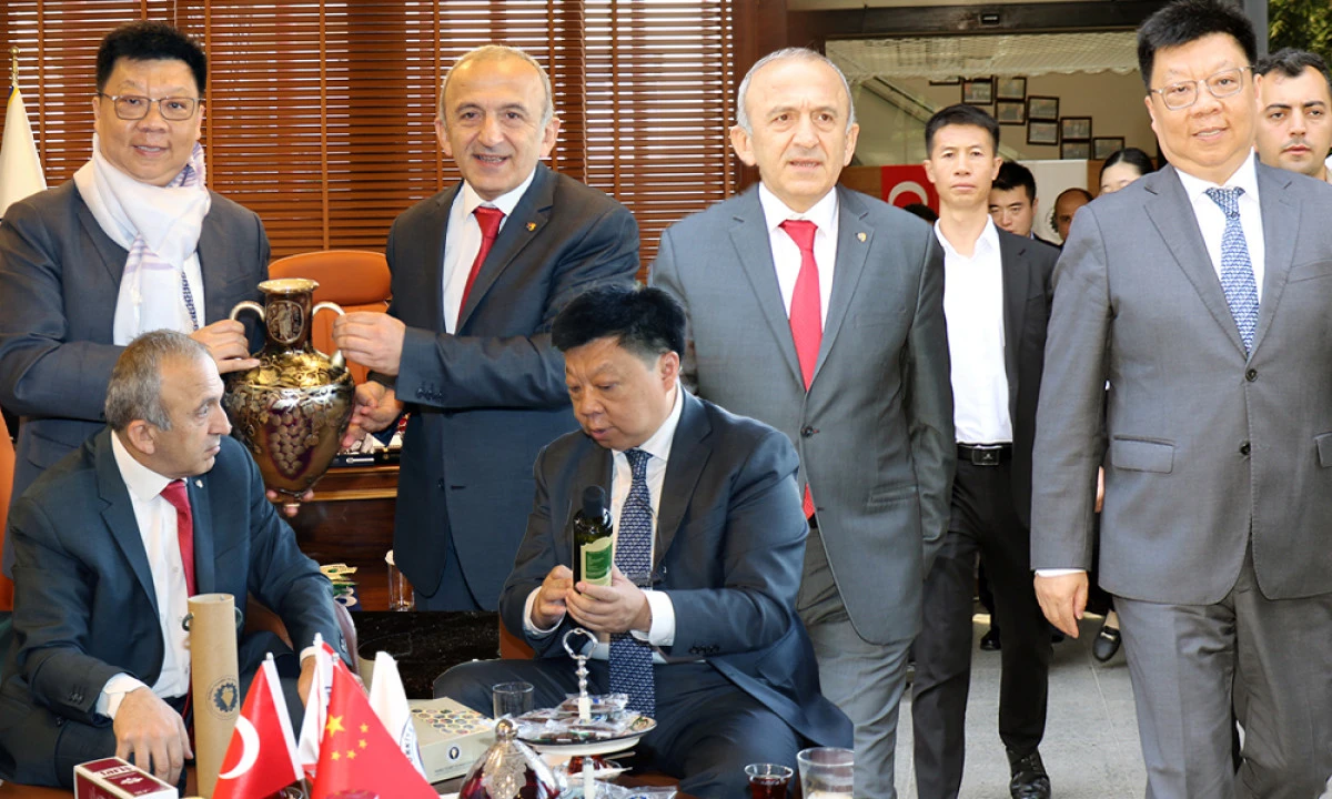 XİAODONG’DAN MANİSA TSO ÇIKARMASI