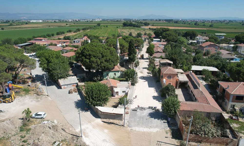 Yenimahmudiye’de üstyapıya başlandı