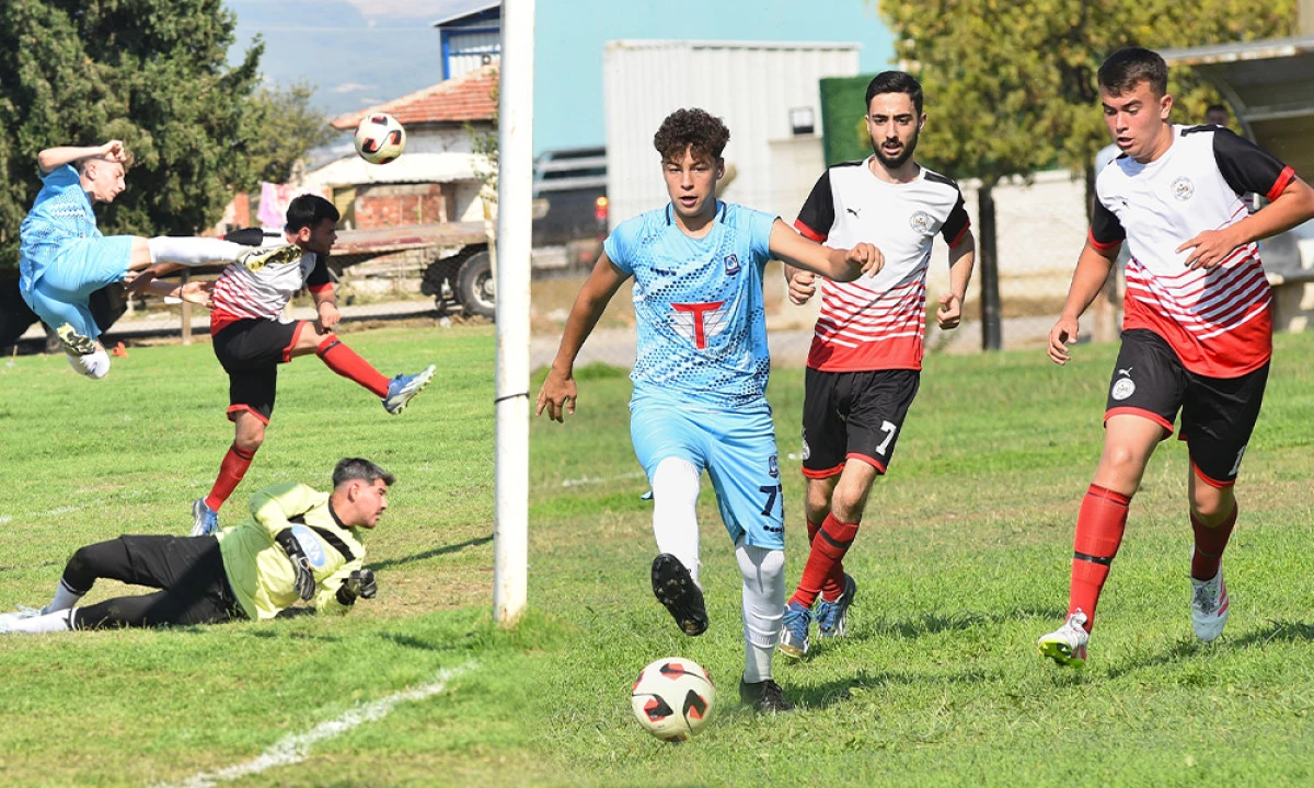 YUNUSEMRE'NİN GENÇLERİ ŞOV YAPTI